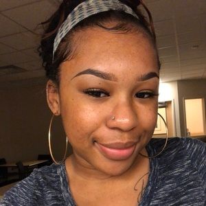 Meet your Posher, Rae